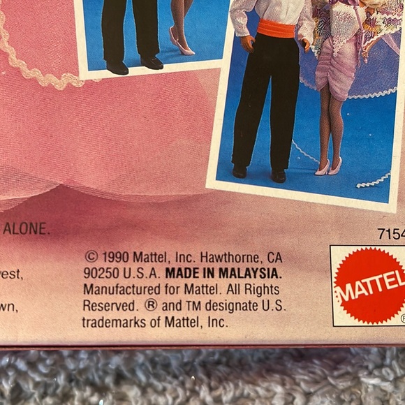 NRFB Costume Ball Ken ~ Vintage 1990 🎭 - Picture 8 of 12